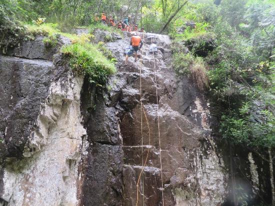 tour du day vuot thac da lat